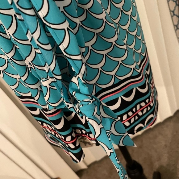 XS Kaari Blue Shirt with open shoulders - Picture 4 of 7